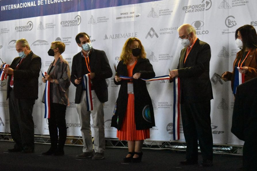 Delegada Karen Behrens participó en la inauguración de Exponor 2022