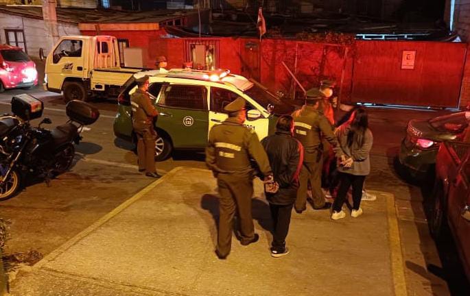 En menos de 7 horas Carabineros del OS9 detiene a presuntos autores de homicidio en población  José Miguel Carrera de Antofagasta