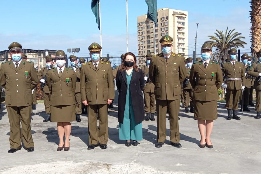HOMENAJE A LOS SUBOFICIALES MAYORES DE CARABINEROS