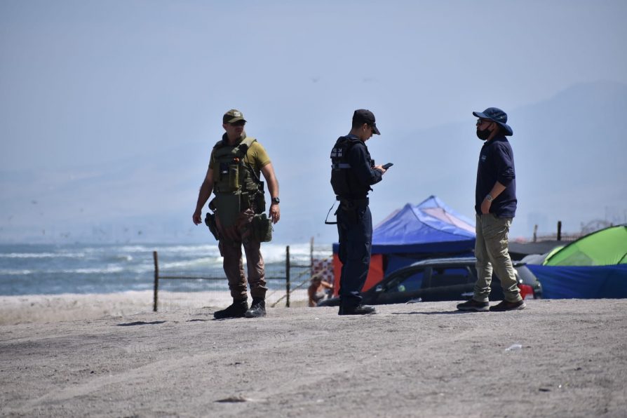 Operativo en Borde Costero previo año nuevo: 23 desalojos de ocupaciones irregulares en el sector El Huáscar y Trocadero