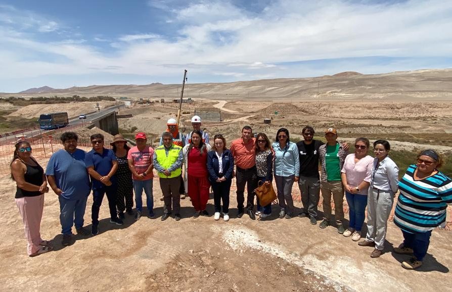 Delegada Presidencial Regional asistió a primera piedra del nuevo Puente Quillagua en Ruta 5