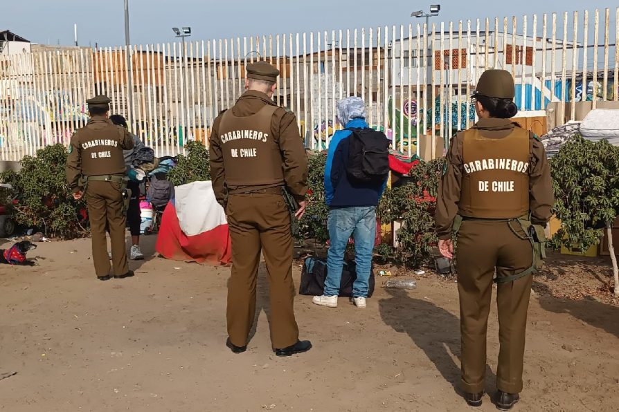 Tras denuncias de vecinos, desalojan ocupaciones irregulares en sector Altos Club Hípico