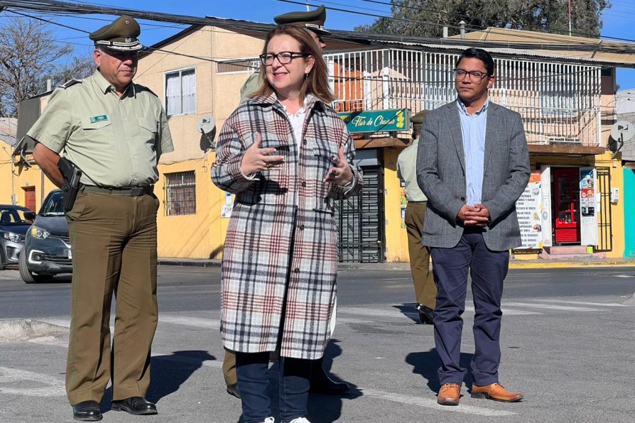 Delegada Karen Behrens participa en Calama de despliegue de Carabineros a nivel nacional