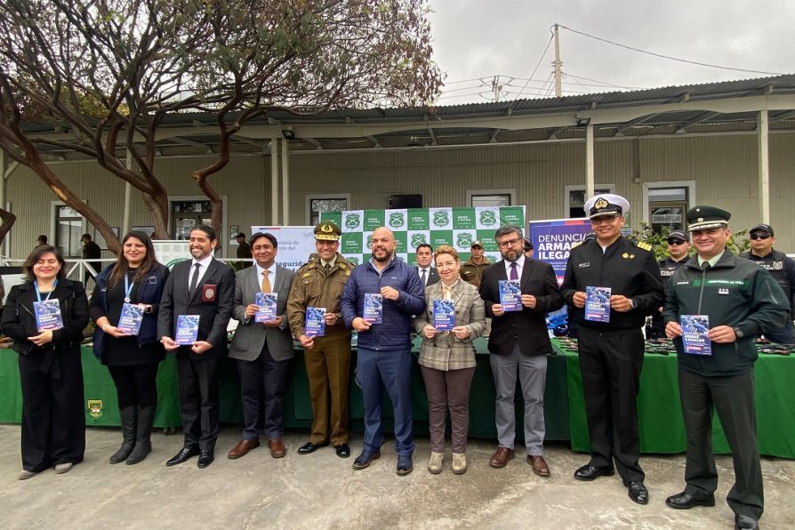 Subsecretario Vergara lideró fiscalización intersectorial en el centro de Antofagasta, en el marco del lanzamiento del programa Denuncia Seguro Armas Ilegales