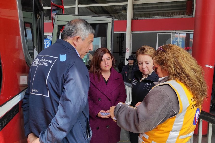 Autoridades fiscalizan cumplimiento de nueva normativa para el registro de equipaje de pasajeros en buses interurbanos previo a Fiestas Patrias