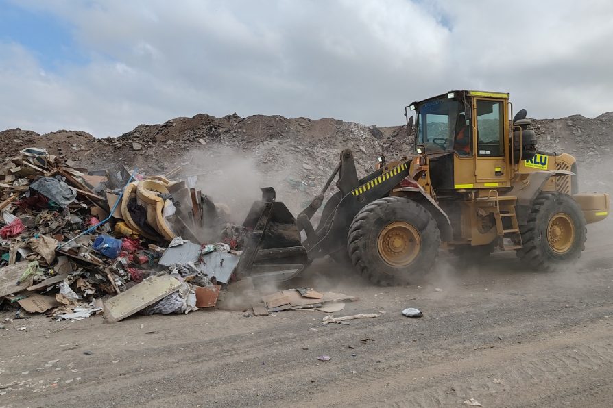 Delegación Presidencial de Antofagasta coordina nuevo operativo de limpieza en el sector La Chimba Alto