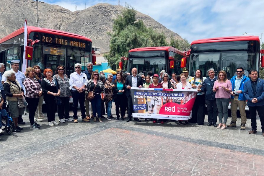 Con 11 buses de alto estándar comenzó a funcionar el nuevo sistema de transporte público en Tocopilla