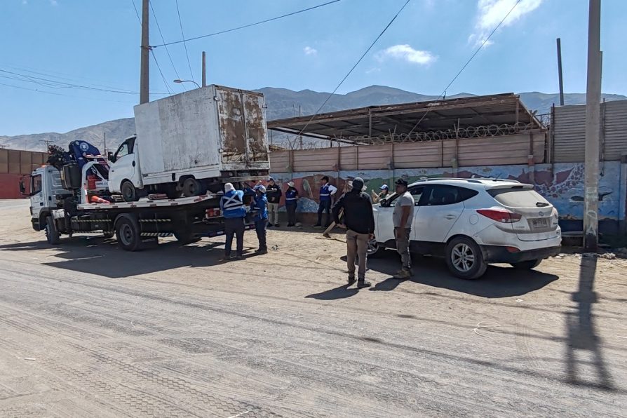 Cuatro vehículos retirados de circulación y un detenido en fiscalización vehicular en las inmediaciones del ex vertedero municipal