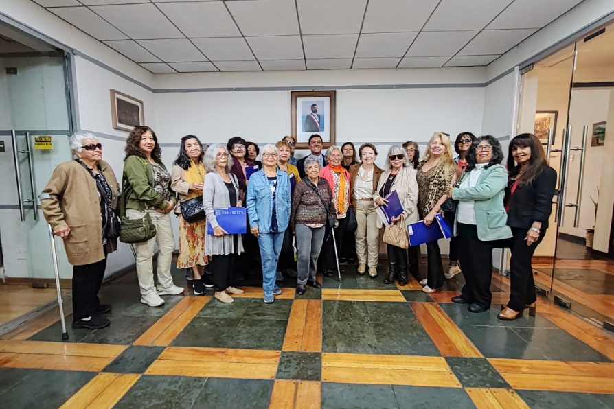 Profesores de Antofagasta recibirán apoyo para tramitación del pago de Deuda Histórica