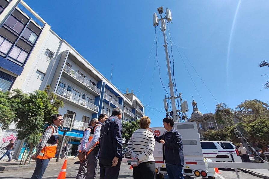 Región de Antofagasta cuenta con nueva herramienta de conectividad satelital en caso de emergencias