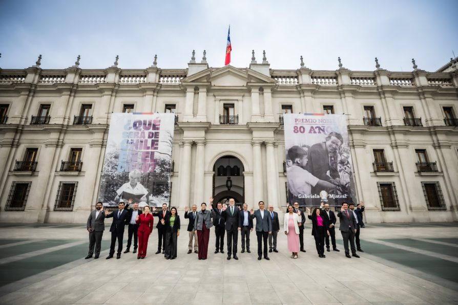 Ministro Elizalde lidera jornada de trabajo con delegados presidenciales para fijar objetivos políticos del último año de Gobierno