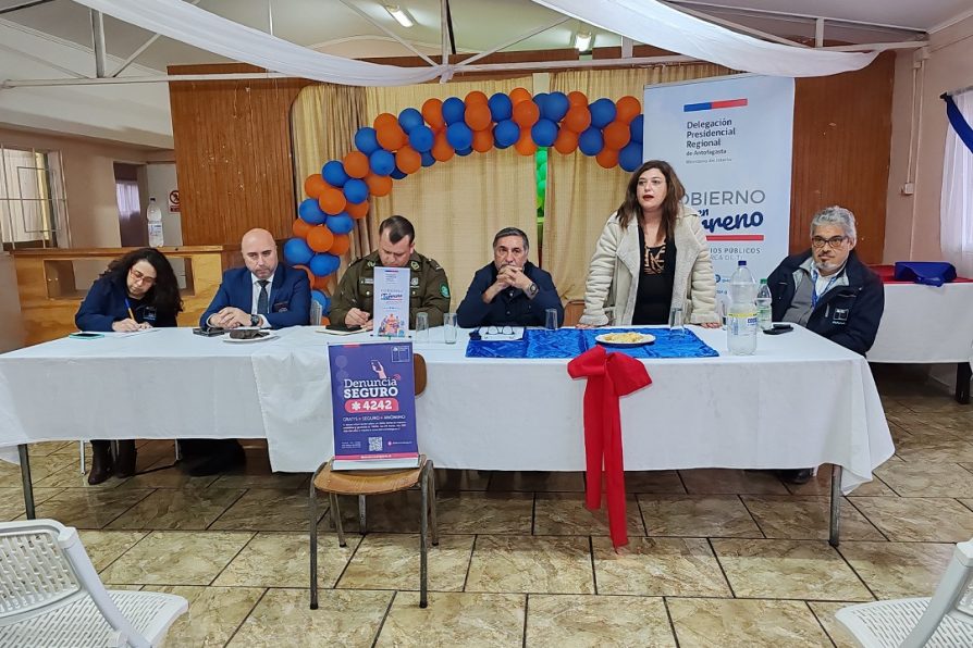 Diálogo Ciudadano en Villa El Salto: autoridades y vecinos abordaron temas de seguridad y recuperación de espacios públicos