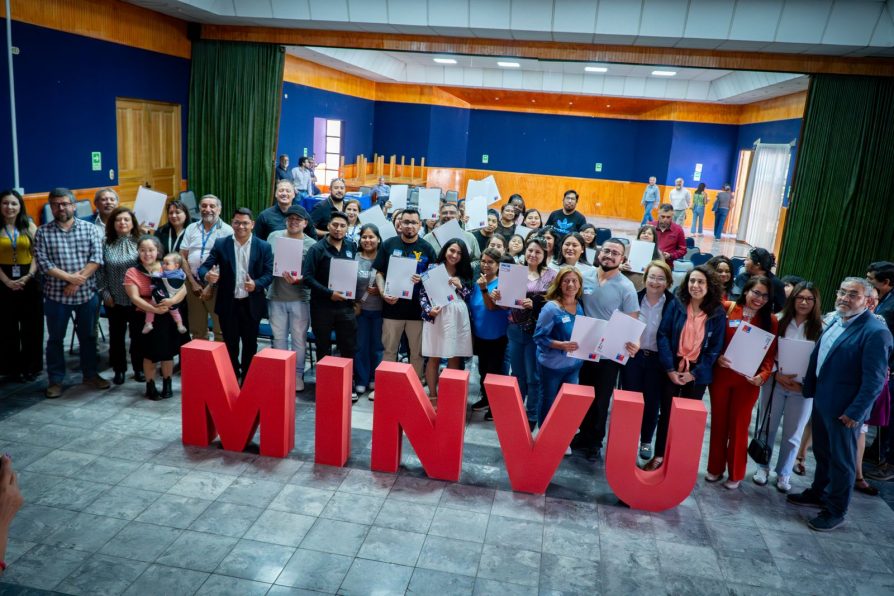 591 familias de la región de Antofagasta fueron beneficiadas con subsidio habitacional DS N°1 para sectores medios y emergentes