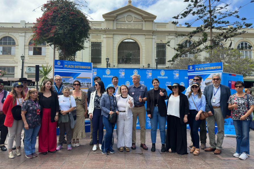 Buenas noticias: Anuncian proyecto de mejoramiento integral de Plaza Sotomayor y sus locales comerciales en Antofagasta