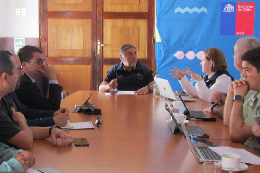 Comité Policial en El Loa: foco en resultados de fiscalización nocturna en San Pedro de Atacama y reforzamiento de medidas preventivas por lluvias estivales