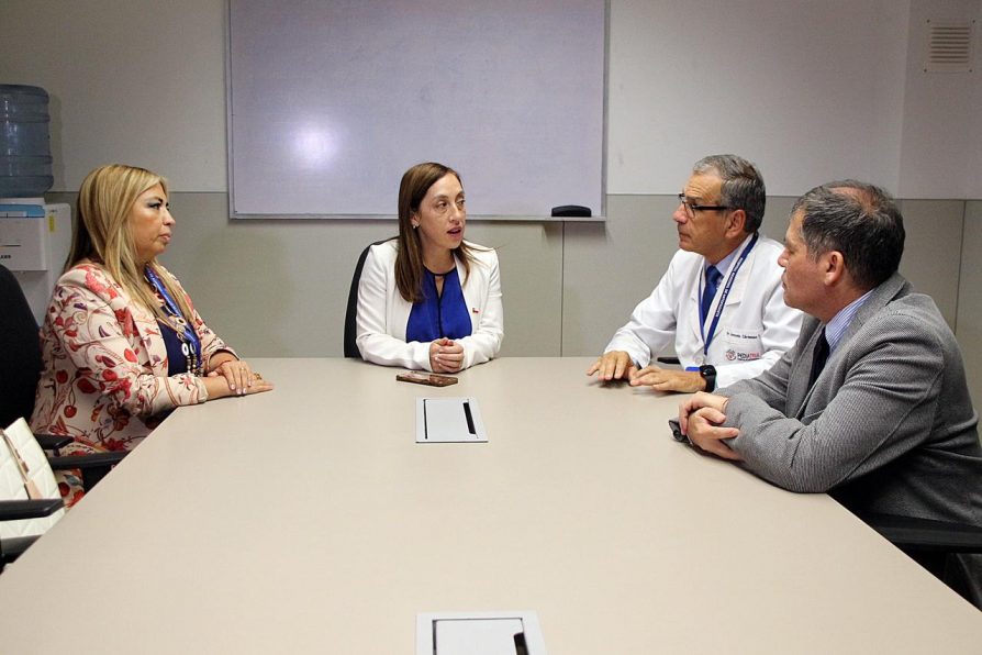 Delegada Presidencial y Directora (s) del Servicio de Salud de Antofagasta constatan mejoría de menor trasladado de Calama y valoran coordinación de la Red Asistencial de Salud